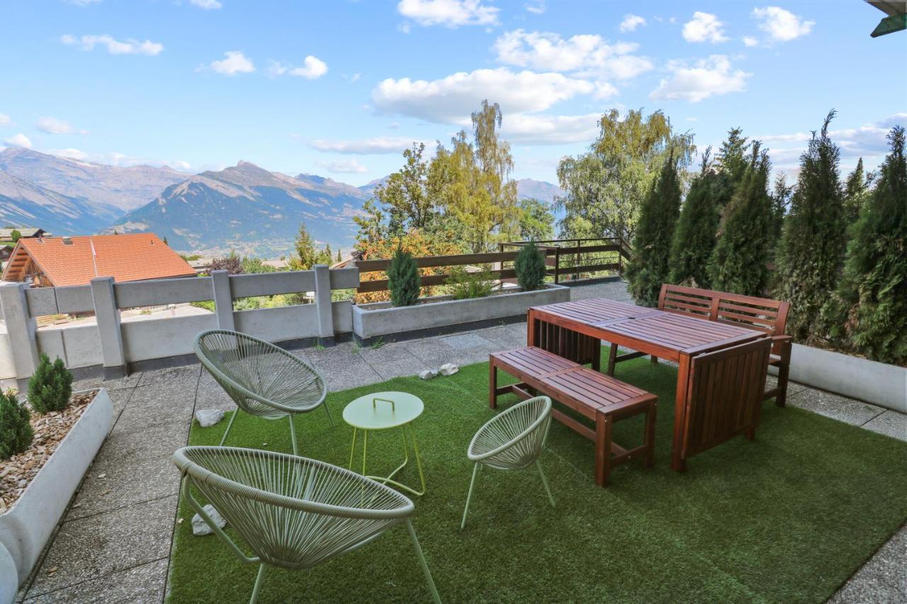 Superbe Appartement Avec Piscine ナンダ エクステリア 写真
